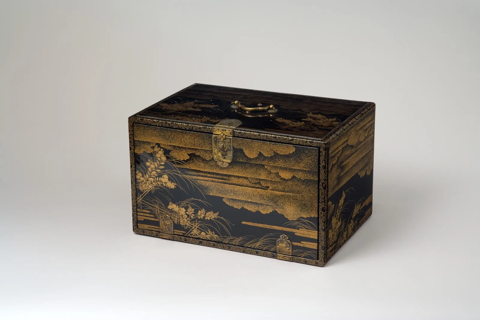 Book Cabinet (Shodansu) for a set of "The Chronicle of Great Peace" (Taiheiki)