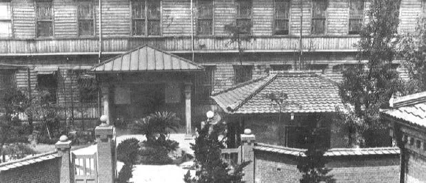 大阪府立今宮中学校 旧校舎校門